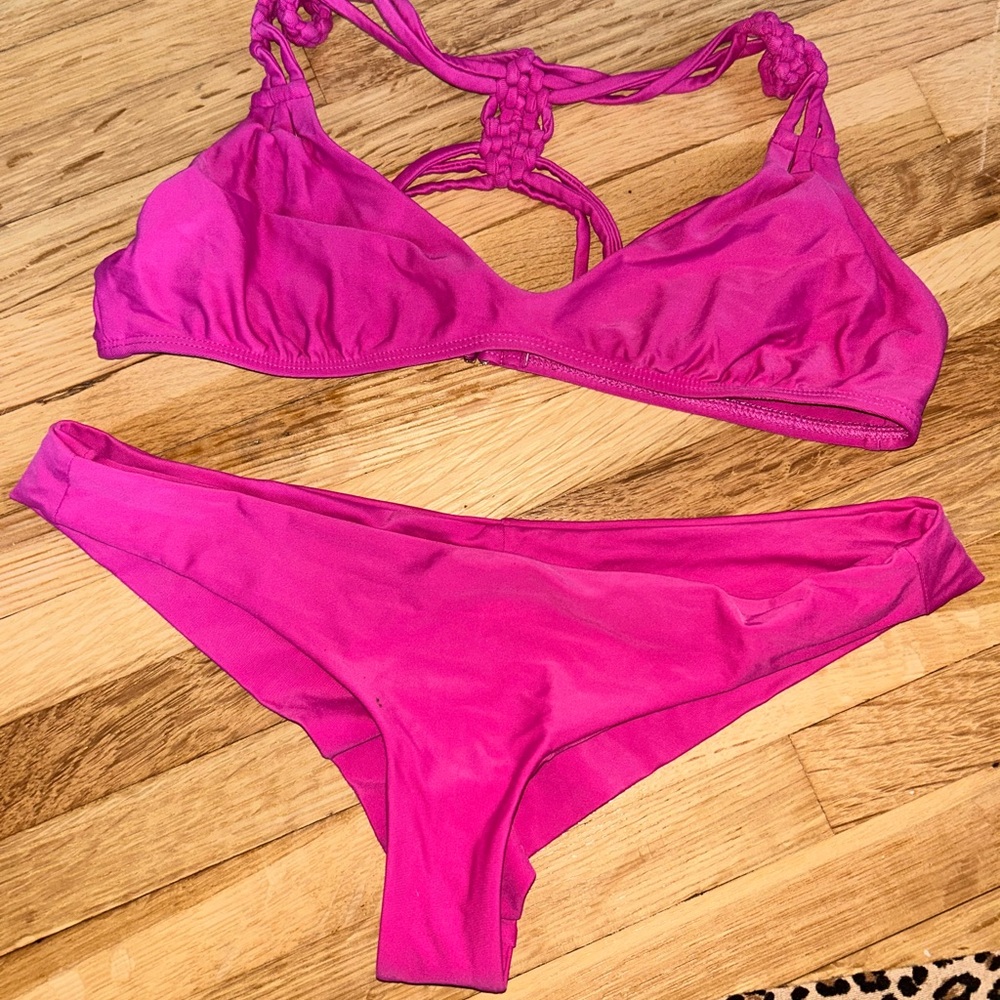 Frankie’s Bikinis